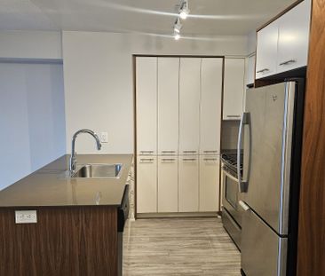 For Lease - 1 Valhalla Inn Road Unit# 608, Toronto, Ontario - Photo 3