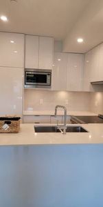 2Bdrm/2Bath & Den(Brand New) Joyce Skytrain - Photo 4