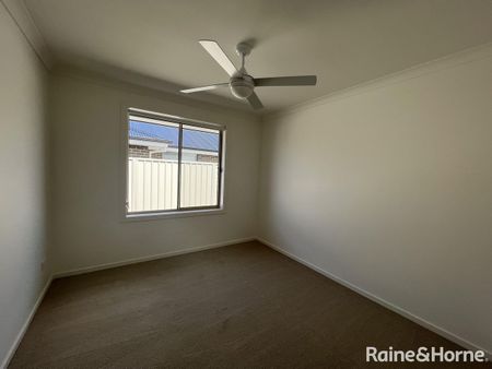 10 Andalusia Avenue, Munno Para West, SA 5115 - Photo 4