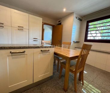 São Domingos de Benfica, Lisbon - Photo 2