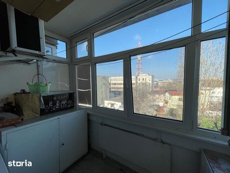 AP. 2 CAMERE- PIATA SUDULUI, CENTRALA PROPRIE, PARCARE INCLUSA, METROU - Photo 2