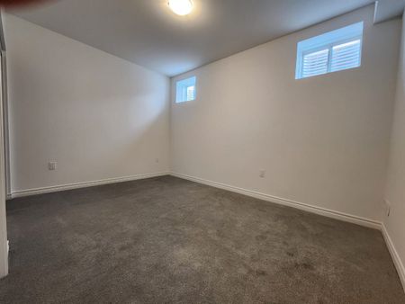 For Lease - 48 Betteridge Trail Unit# Lower, Barrie, Ontario - Photo 5