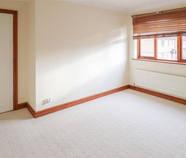 4 bedroom house to rent - Photo 3