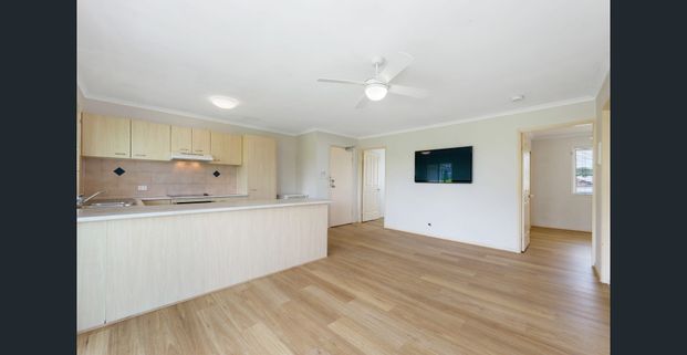 Modern Secure Apartment Overlooking Parkland - Photo 1