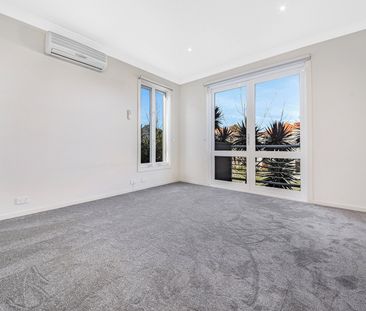 LOLVEY THREE BEDROOM TOWNHOUSE IN QUIET LOCATION - Photo 5