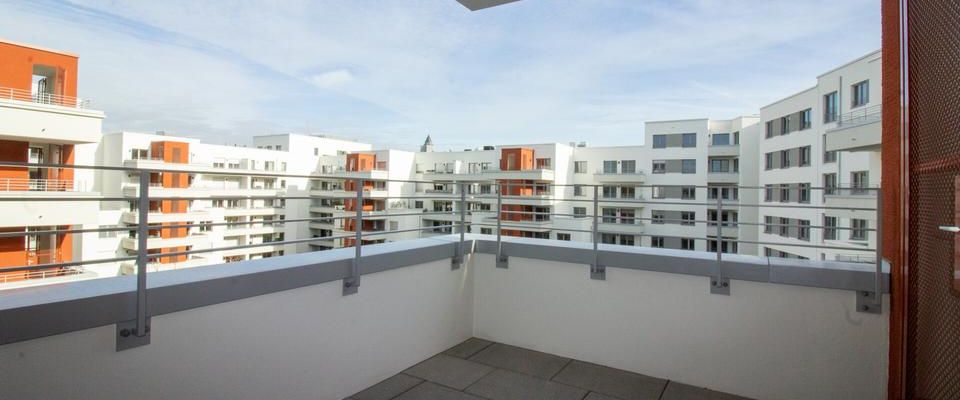 Erstbezug! Stilvolles 1-Zimmer-Apartment mit Balkon in Frankfurt-Gallus - Photo 1