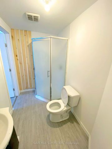 For Lease - 8 Black Ash Trail Unit# Lower, Barrie, Ontario - Photo 3