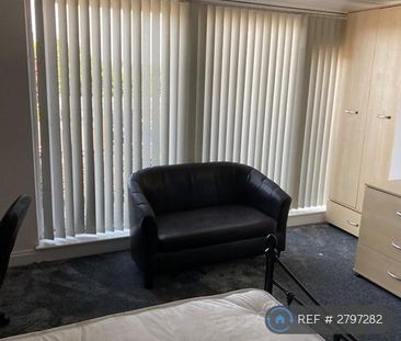 1 bedroom in a house share to rent - Photo 5