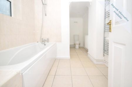 3 bedroom terraced house to rent - Photo 4