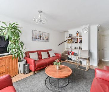 3 bedroom terraced house to rent - Photo 1
