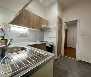 Pronájem bytu 2+1 50 m2 - Фото 1