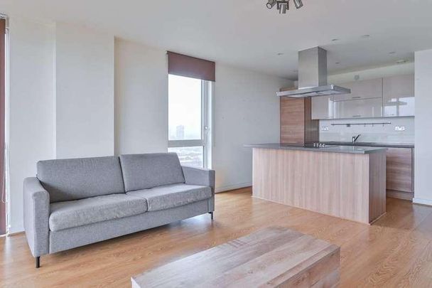 Panoramic Tower, Poplar, E14 - Photo 1