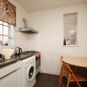 Flat share to rent - Photo 2