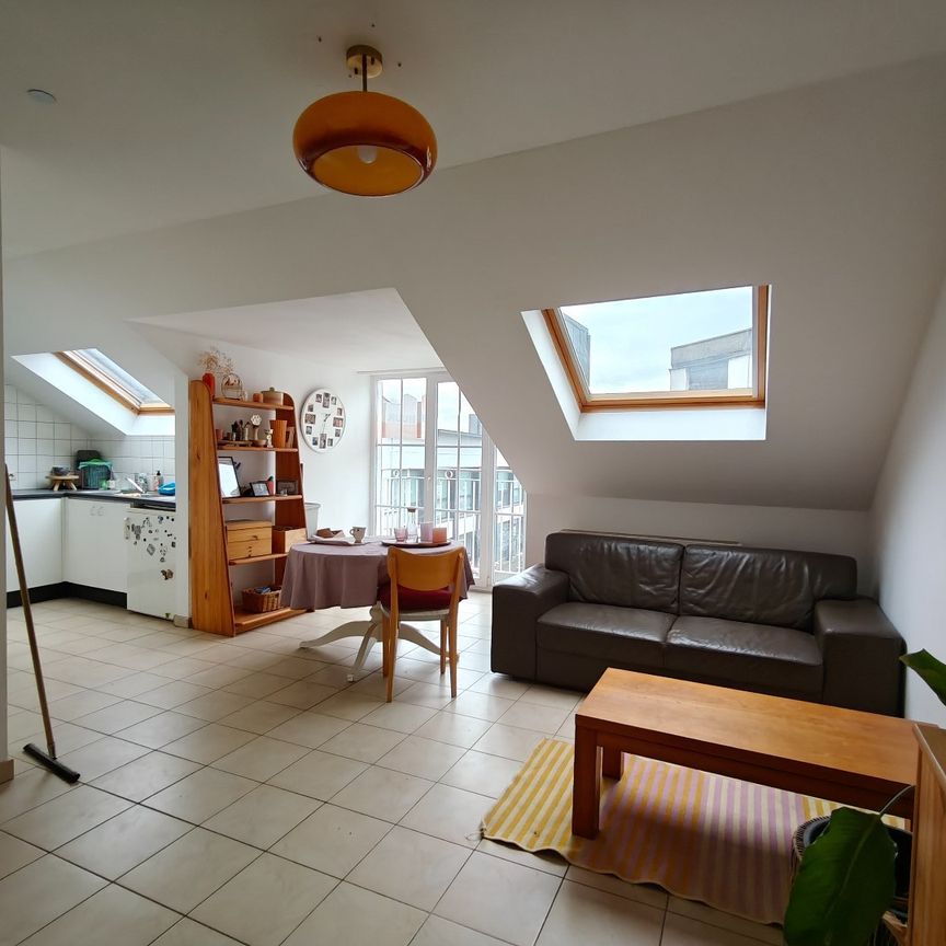 Dakappartement te huur in Lokeren - Photo 1