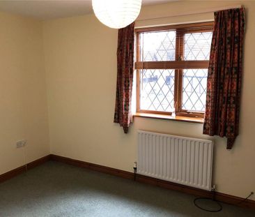 2 bedroom semi-detached house to rent - Photo 4