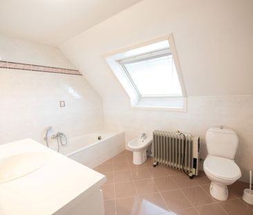 Ruim duplex appartement met terras en garage in centrum Zulte! - Photo 6