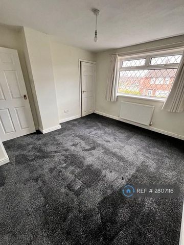 3 bedroom terraced house to rent - Photo 2