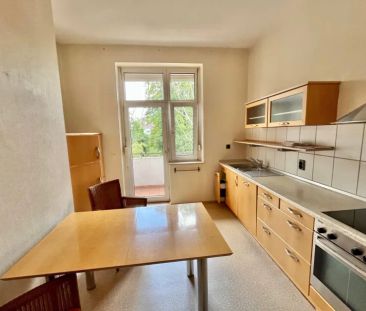 ++ Schön geschnittene Altbau-Wohnung ++ Balkon ++ für 1-2 Personen ... - Photo 3