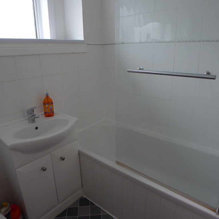 Property to let in St Andrews - Photo 1