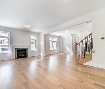 For Lease - 23 Westlake Crescent, Bradford West Gwillimbury, Ontario - Photo 2
