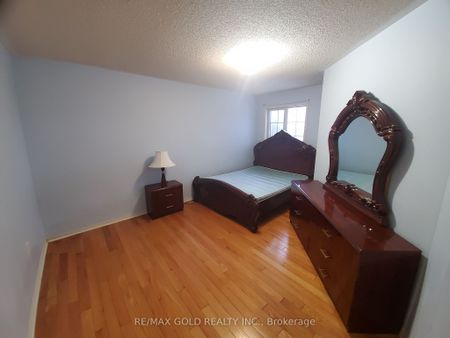 For Lease - 152 Binder Twine Trail, Brampton, Ontario - Photo 5