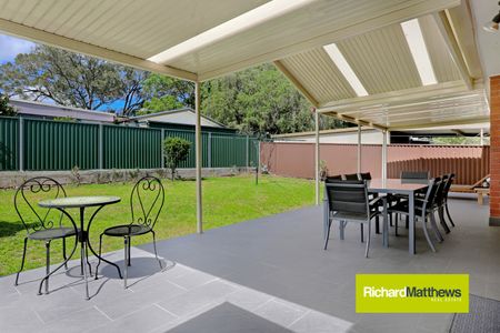 31 Oak Drive, Georges Hall NSW 2198 - House For Rent | Domain - Photo 2
