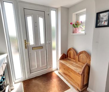 4 bedroom detached bungalow to rent - Photo 5