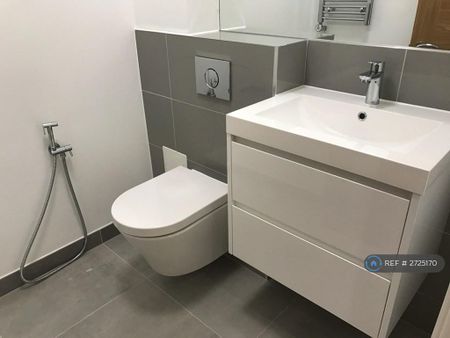 2 bedroom terraced house to rent - Photo 5