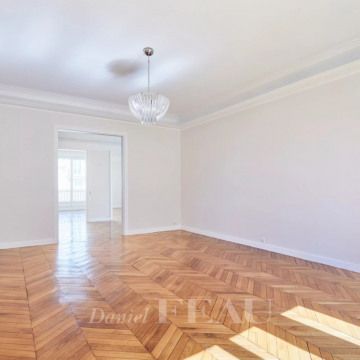 Appartement • Auteuil Nord - Photo 1