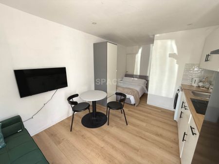 Studio Flat, Stanhope Road, Reading - Photo 2