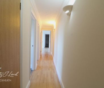 3 bedroom apartment to rent - Photo 4