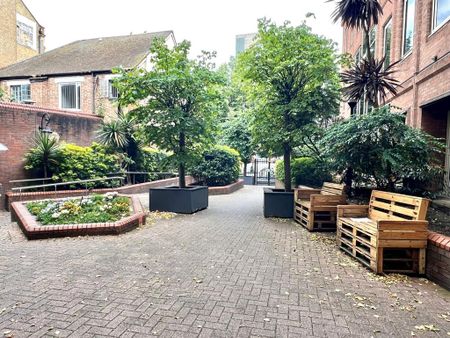 Studio to rent - Photo 5