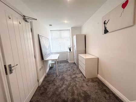 1 bed house share to rent in Ivan Street, Burnley, BB10 - Photo 3