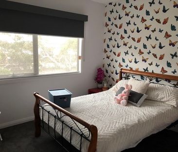 4-bedroom shared house, Rocky Point Road - Photo 1