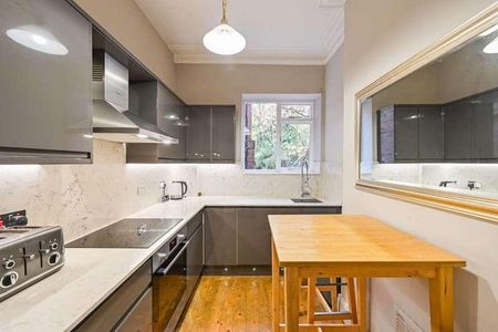 Milton Park, Highgate, N6 - Photo 2