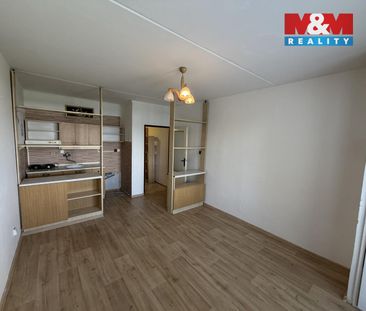Pronájem bytu 1+kk, garsoniery 35 m², Hradec Králové - Photo 2