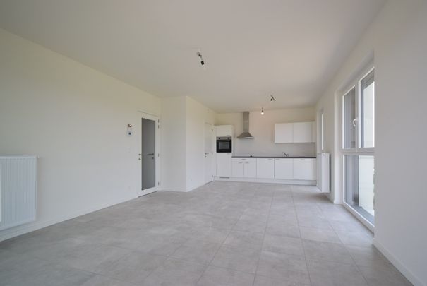 RUSTIG GELEGEN INSTAPKLAAR NIEUWBOUW APPARTEMENT - Photo 1