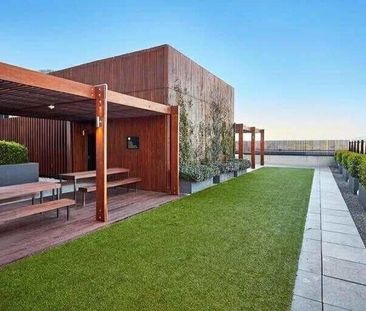 South Yarra - Photo 2