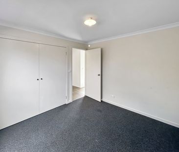 Private and Secure 3 bedroom unit - Photo 3