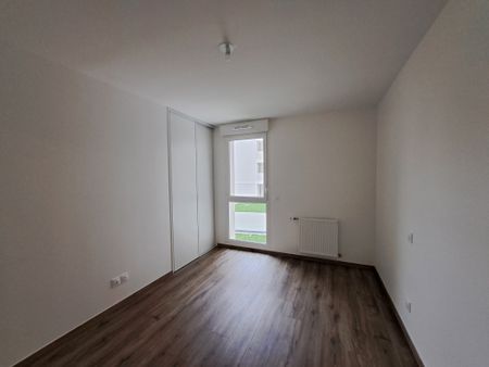 Location Appartement 2 pièces 45m² THONON LES BAINS 74200 - Photo 4