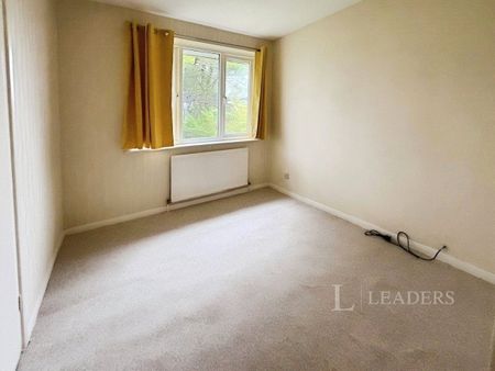 semi detached to rent Orchard Way, Burwell, Cambridge, Cambridgeshire, CB25 - Photo 2