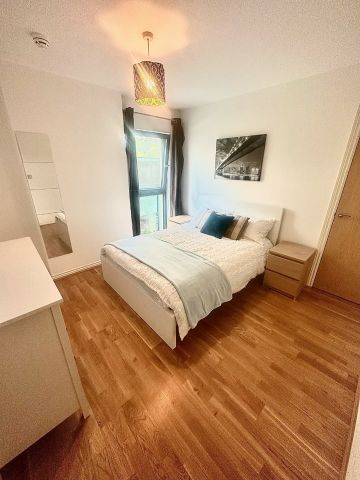 1 Bed Flat, Lock House, NW1 - Photo 3