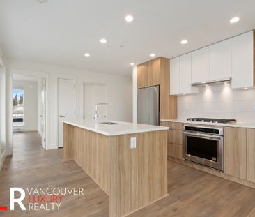 Condo in Coquitlam, BC - Photo 5