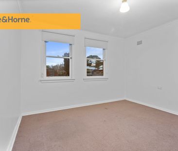 Well presented 4 bedder! - Photo 3