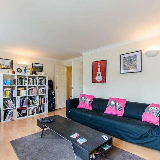 Draymans Court, Brixton, SW9 - Photo 1