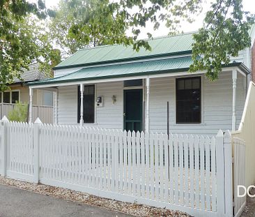 18 Honeysuckle Street Bendigo VIC - Photo 1