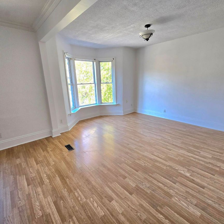 For Lease - 45 Fairholt Road Unit# 2, Hamilton, Ontario - Photo 1