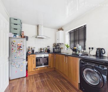 2 bedroom terraced house to rent - Photo 4