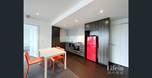 Furnished 2-Bedroom In Iconic 888 Collins - Photo 1