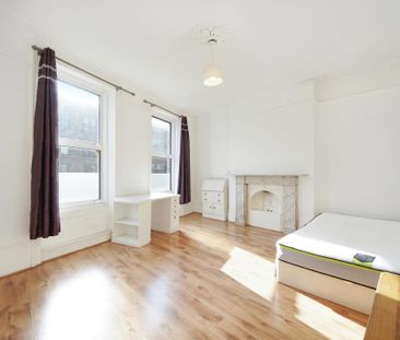 3 bedroom maisonette to rent - Photo 5